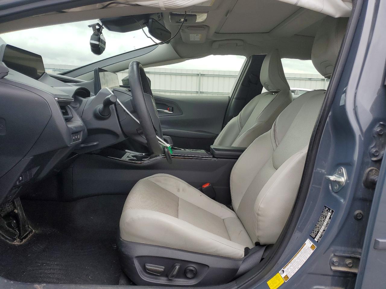 2023 TOYOTA PRIUS