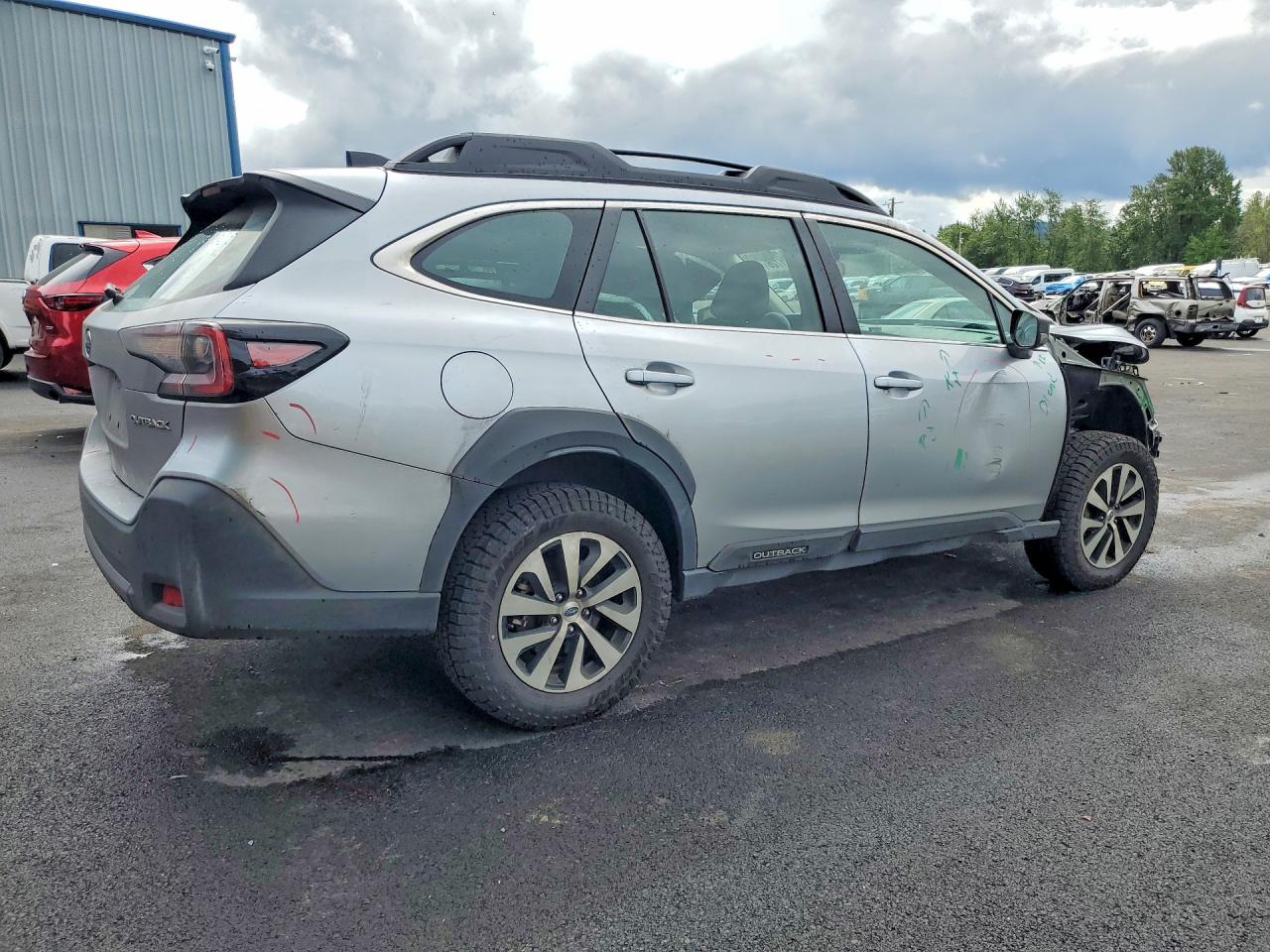 2025 SUBARU LEGACY