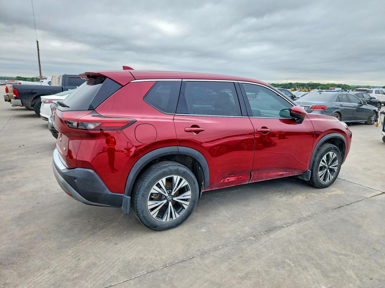2021 NISSAN ROGUE