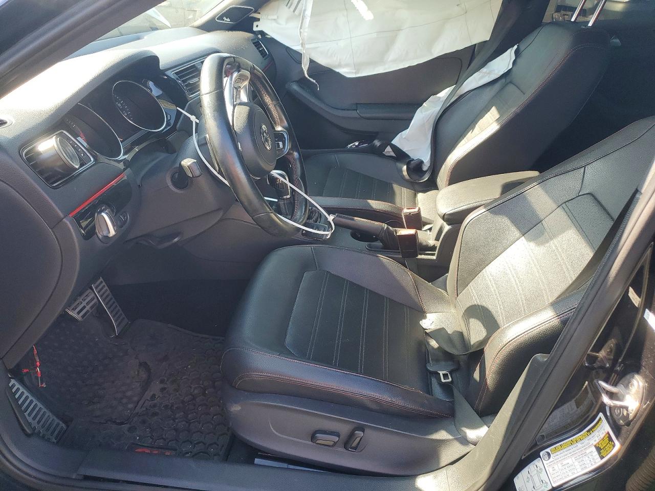 2017 VOLKSWAGEN JETTA