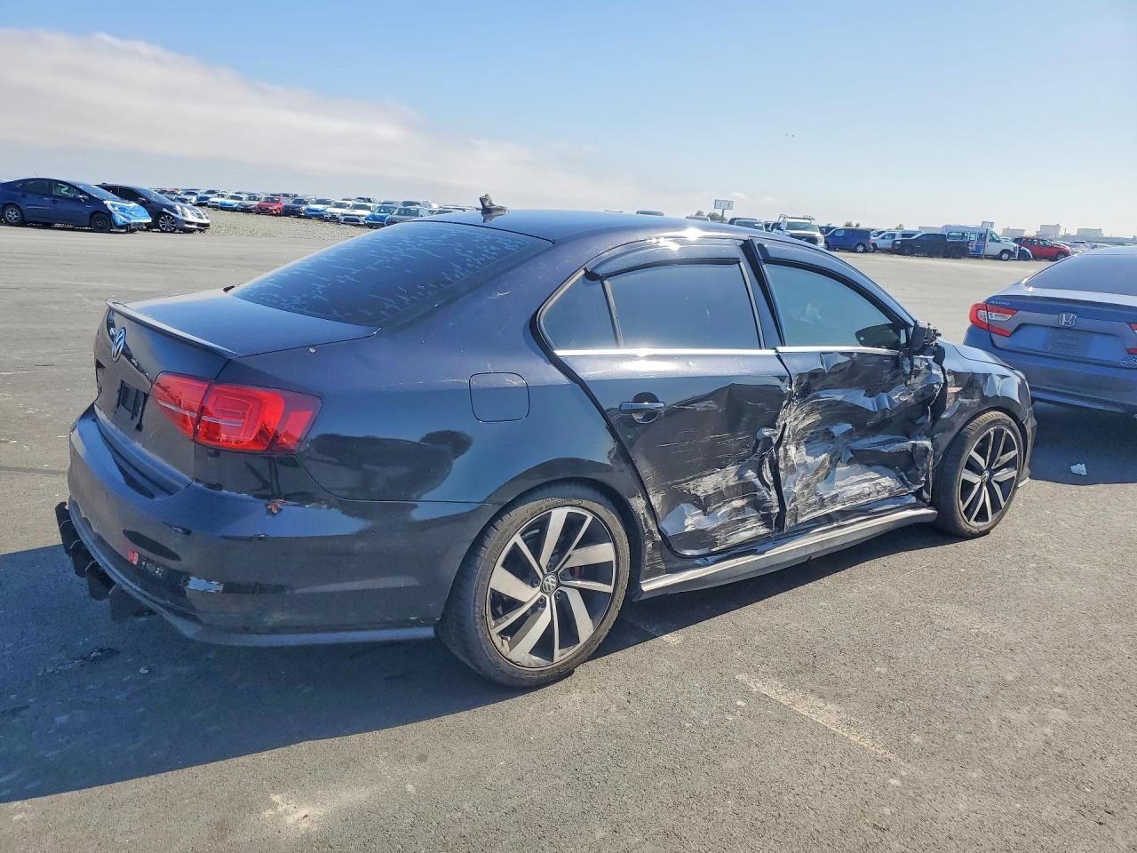 2017 VOLKSWAGEN JETTA