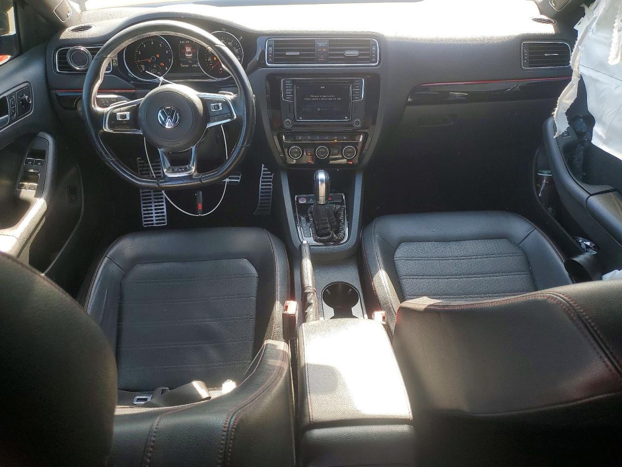 2017 VOLKSWAGEN JETTA