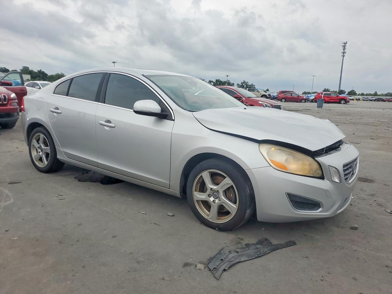 2012 VOLVO S60