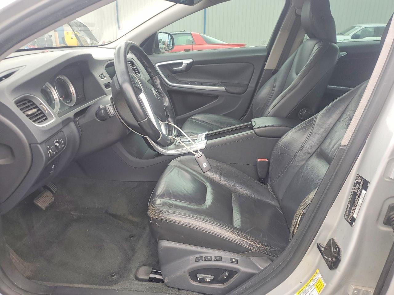 2012 VOLVO S60