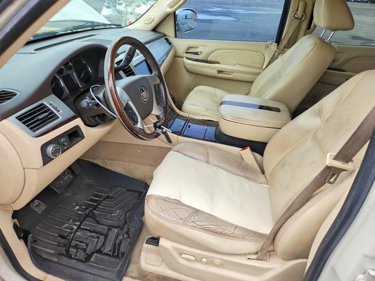 2008 CADILLAC ESCALADE