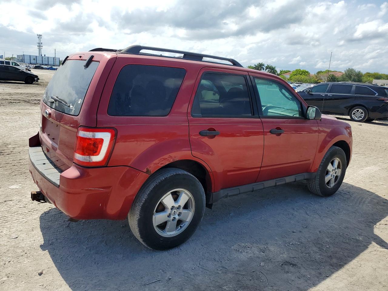 2012 FORD ESCAPE