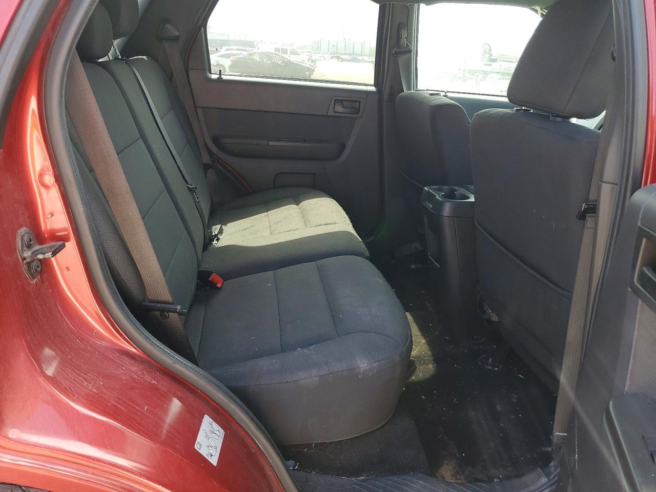 2012 FORD ESCAPE