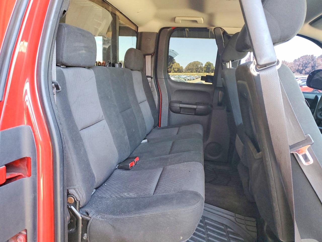 2011 CHEVROLET SILVERADO