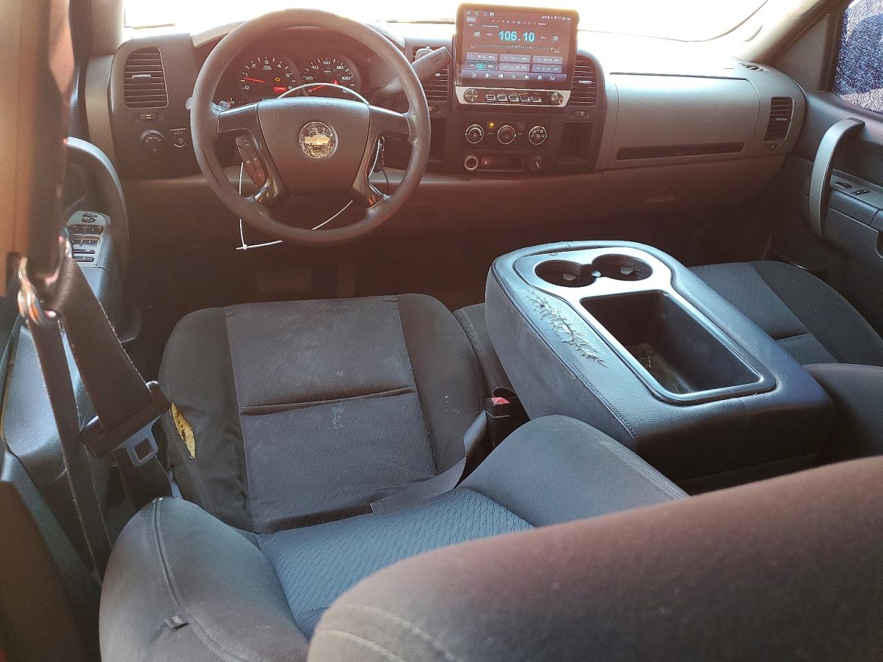2011 CHEVROLET SILVERADO