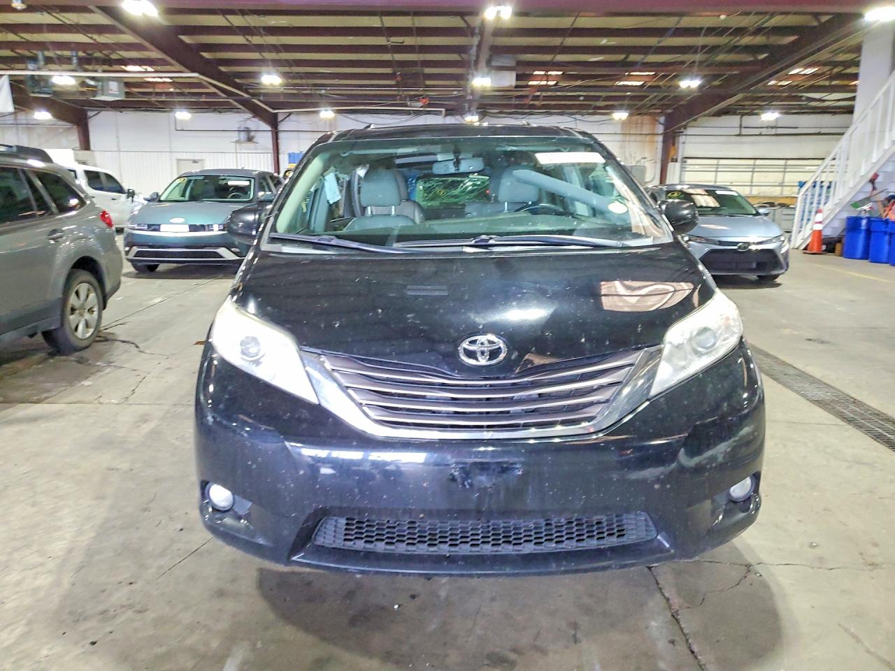 2015 TOYOTA SIENNA