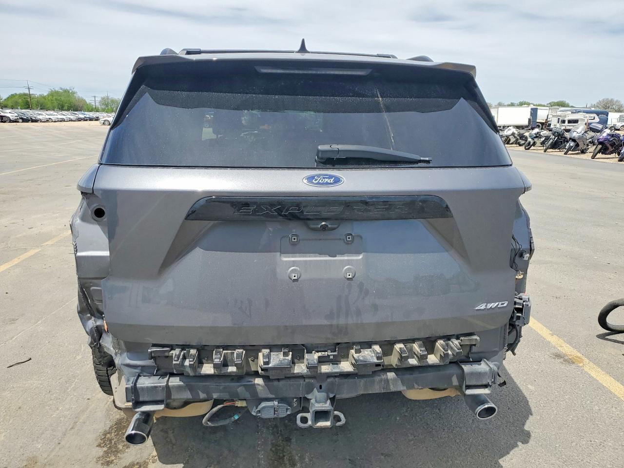 2022 FORD EXPLORER