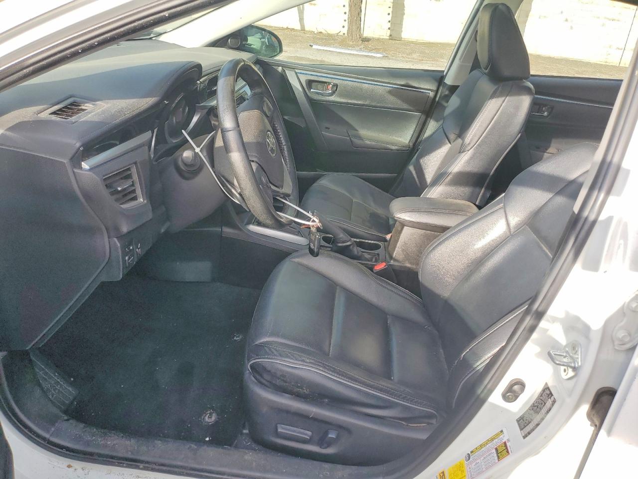 2015 TOYOTA COROLLA