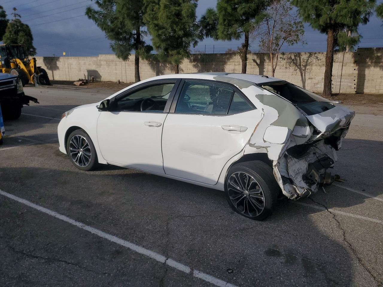 2015 TOYOTA COROLLA