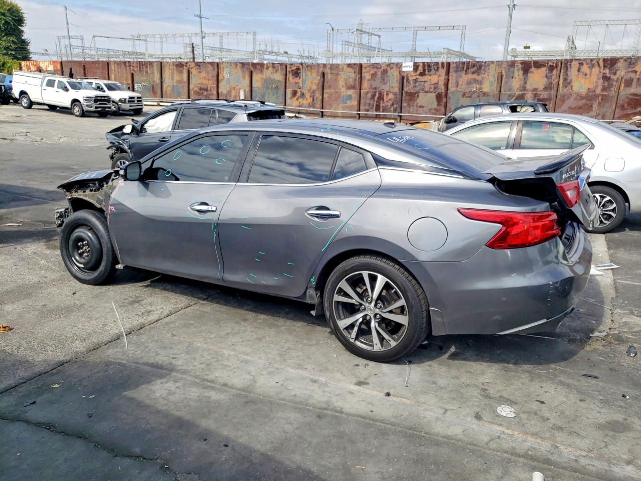 2016 NISSAN MAXIMA