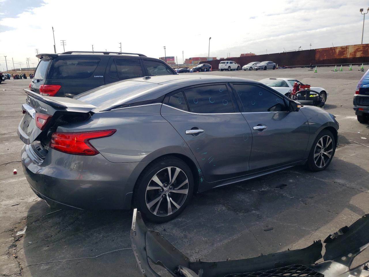 2016 NISSAN MAXIMA