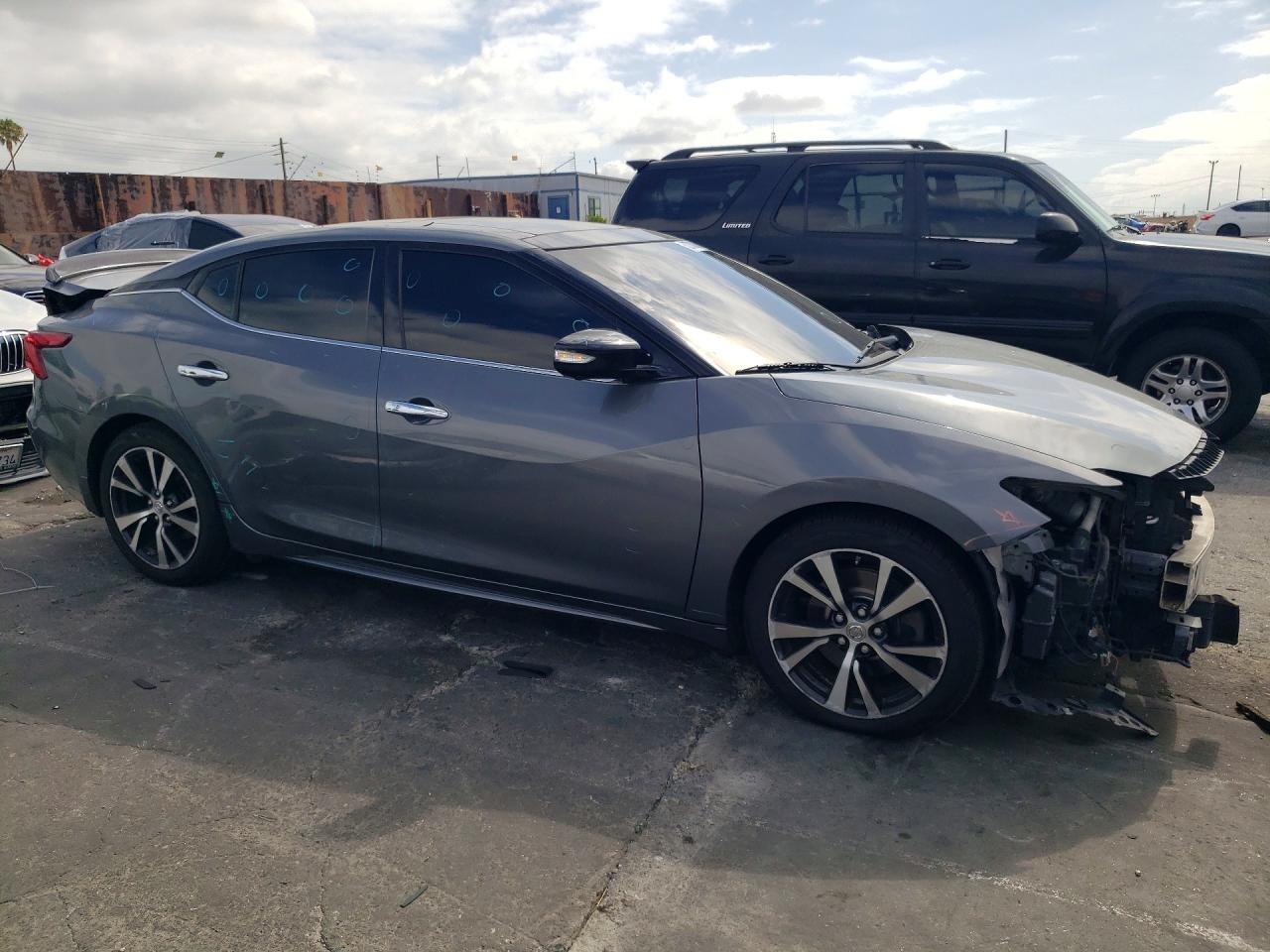 2016 NISSAN MAXIMA