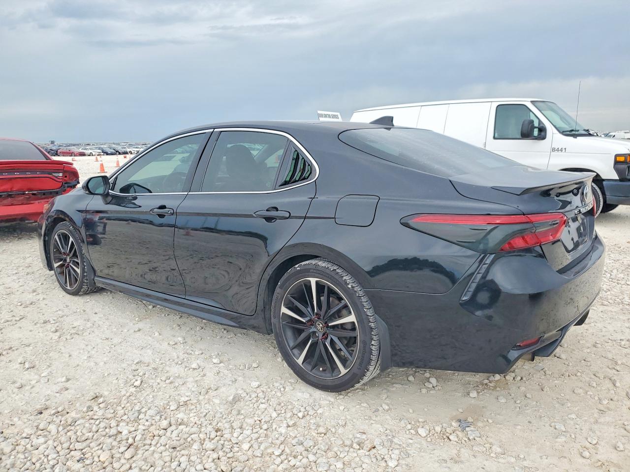 2019 TOYOTA CAMRY