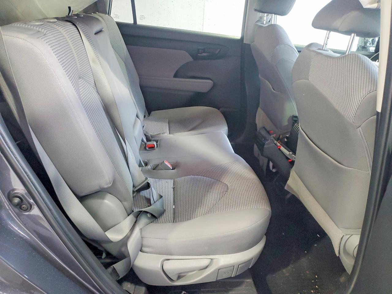 2022 TOYOTA HIGHLANDER