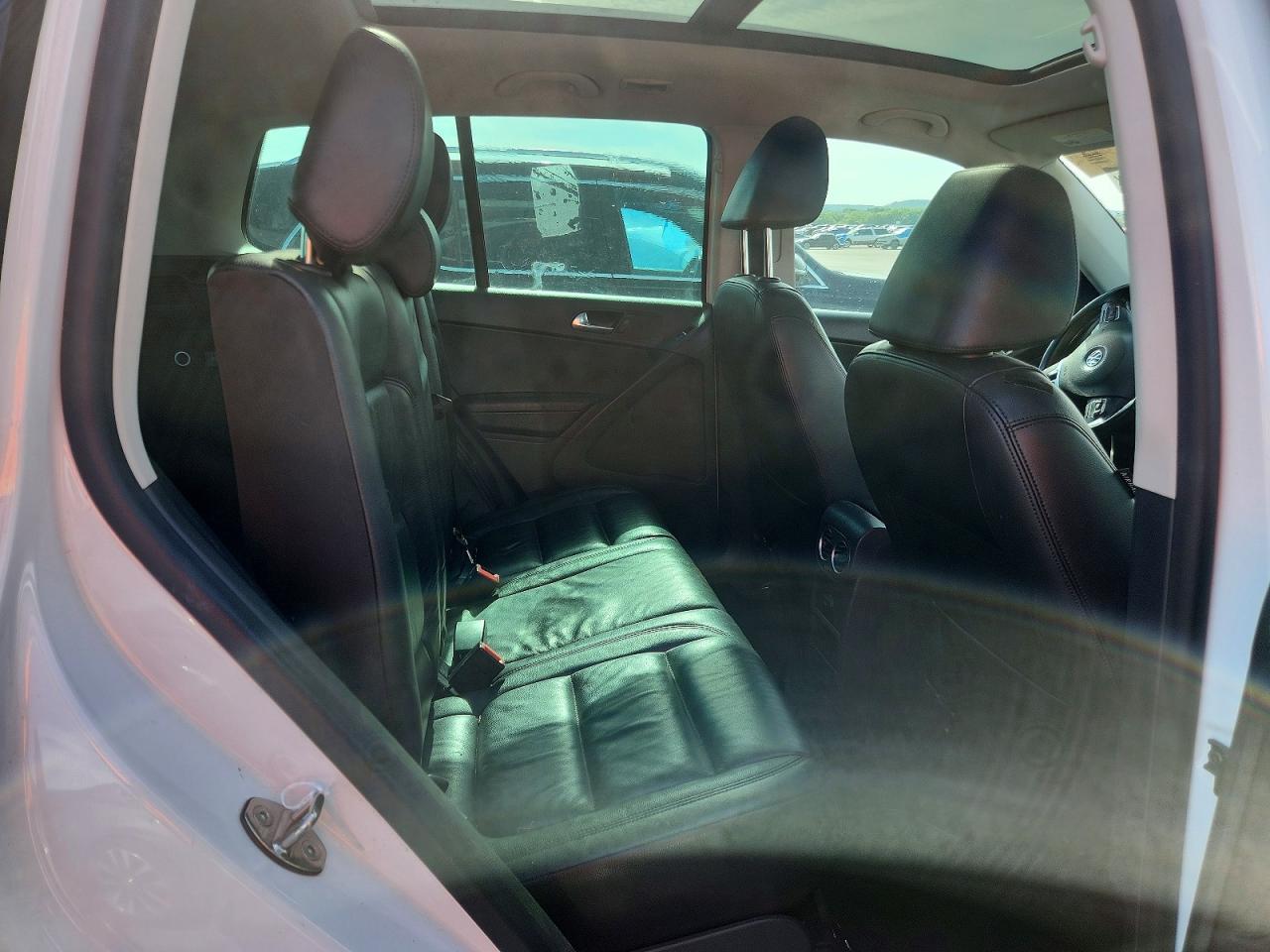 2017 VOLKSWAGEN TIGUAN