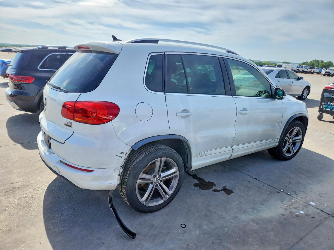 2017 VOLKSWAGEN TIGUAN