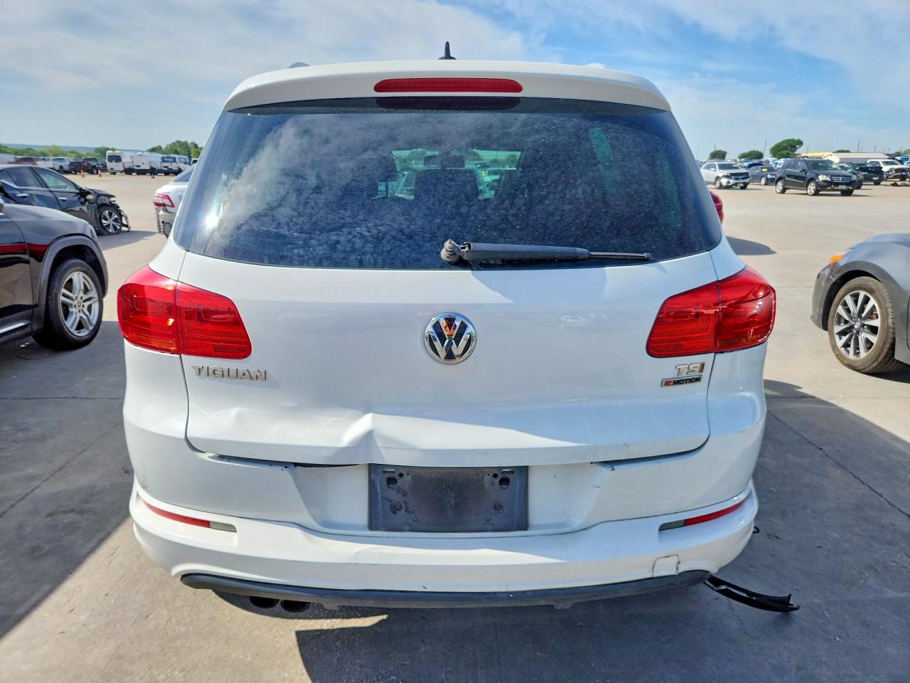 2017 VOLKSWAGEN TIGUAN