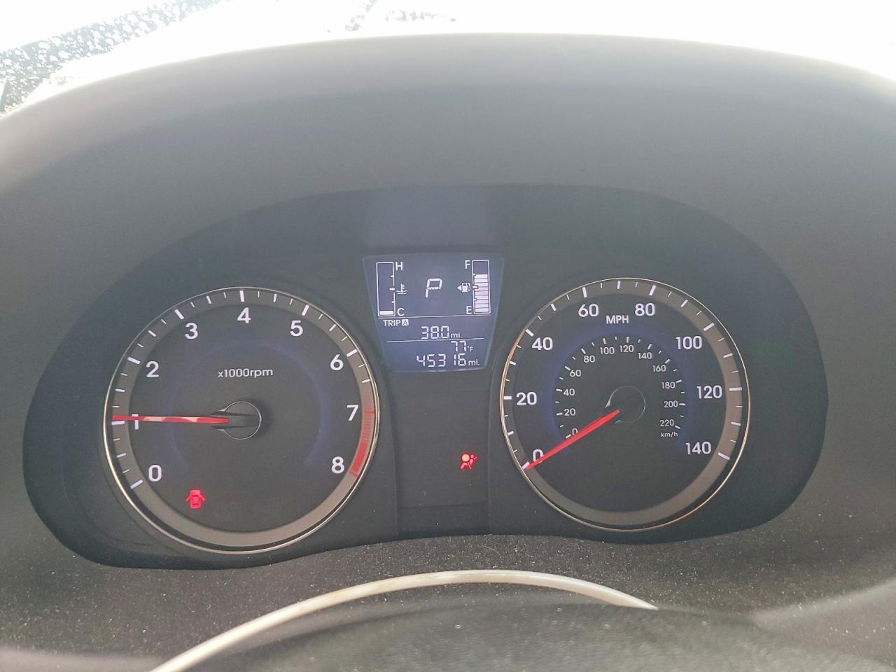 2016 HYUNDAI ACCENT