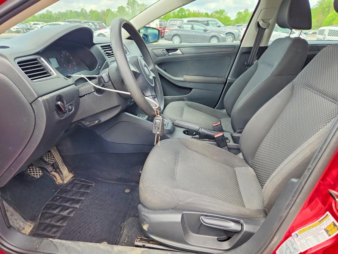 2012 VOLKSWAGEN JETTA