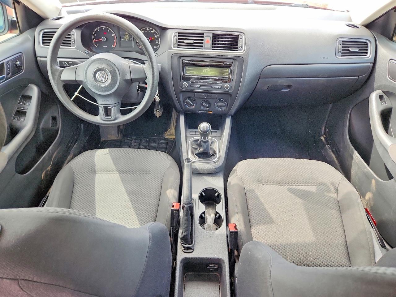 2012 VOLKSWAGEN JETTA