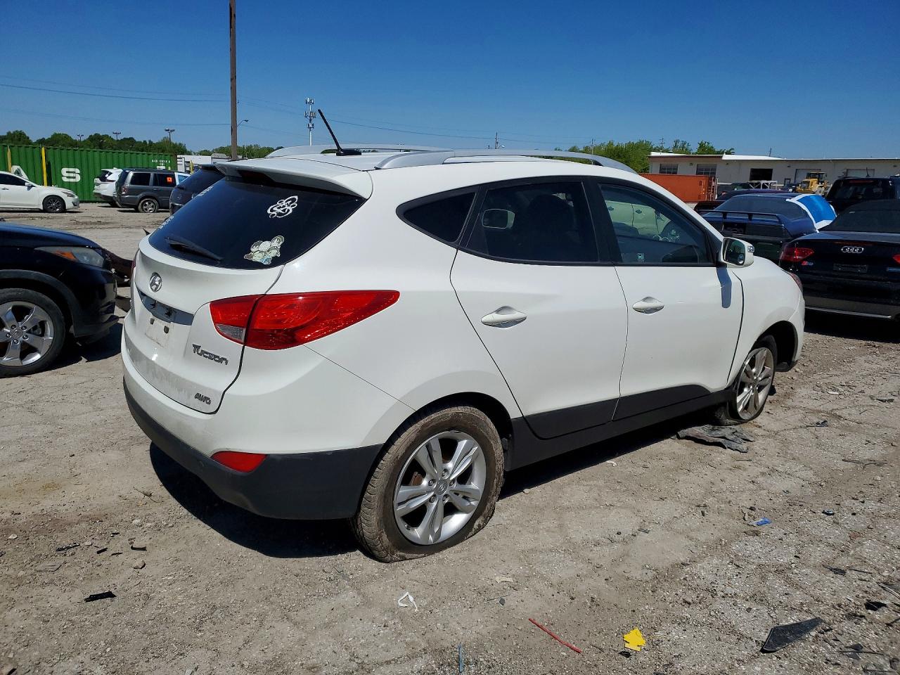 2013 HYUNDAI TUCSON