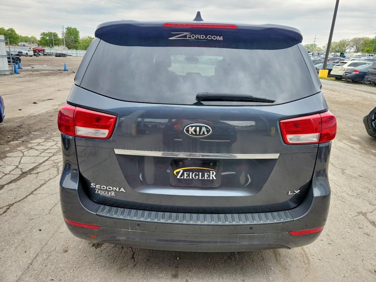 2018 KIA SEDONA