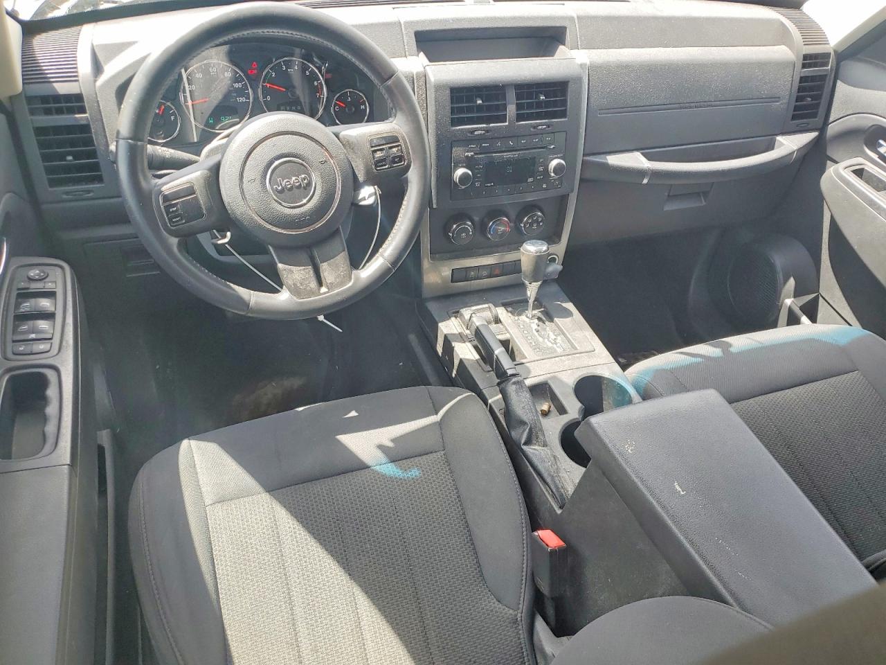 2011 JEEP LIBERTY