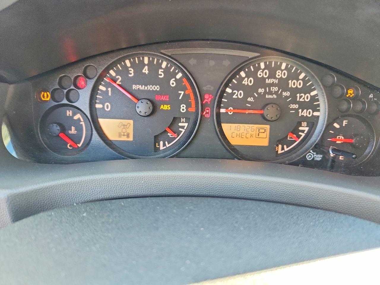 2012 NISSAN XTERRA