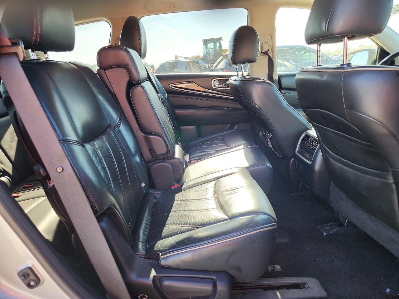2017 INFINITI QX60 BASE