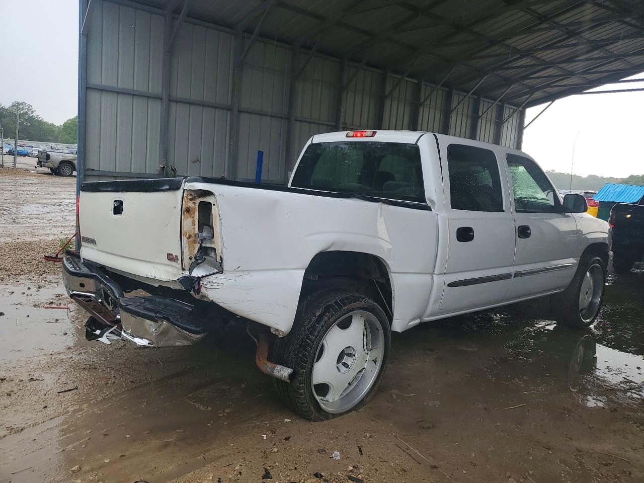 2006 GMC SIERRA