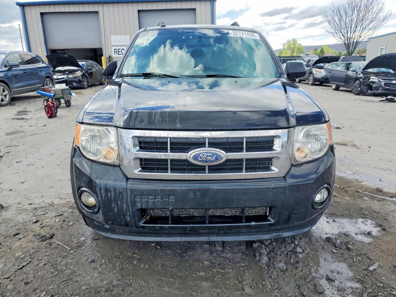 2011 FORD ESCAPE