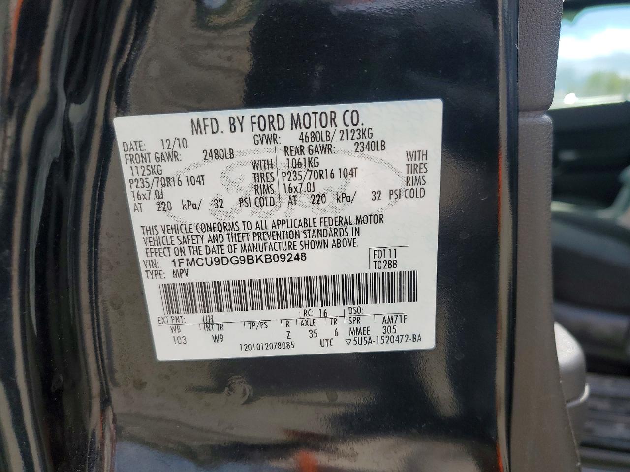 2011 FORD ESCAPE