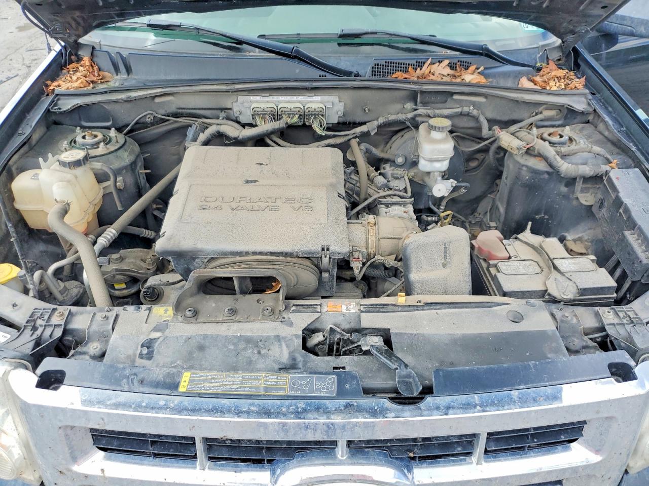 2011 FORD ESCAPE
