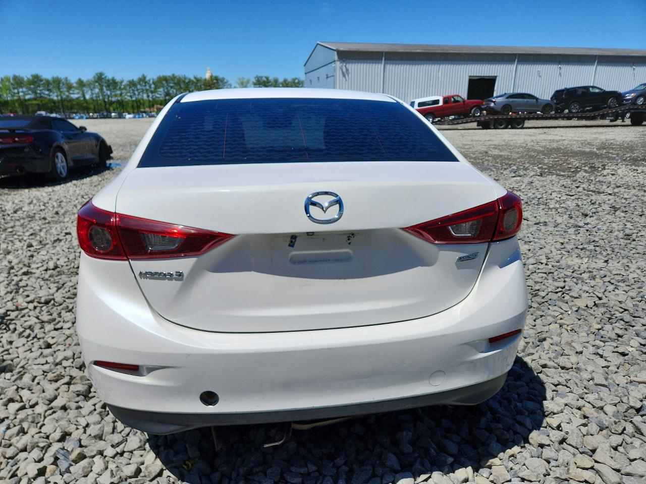 2018 MAZDA 3