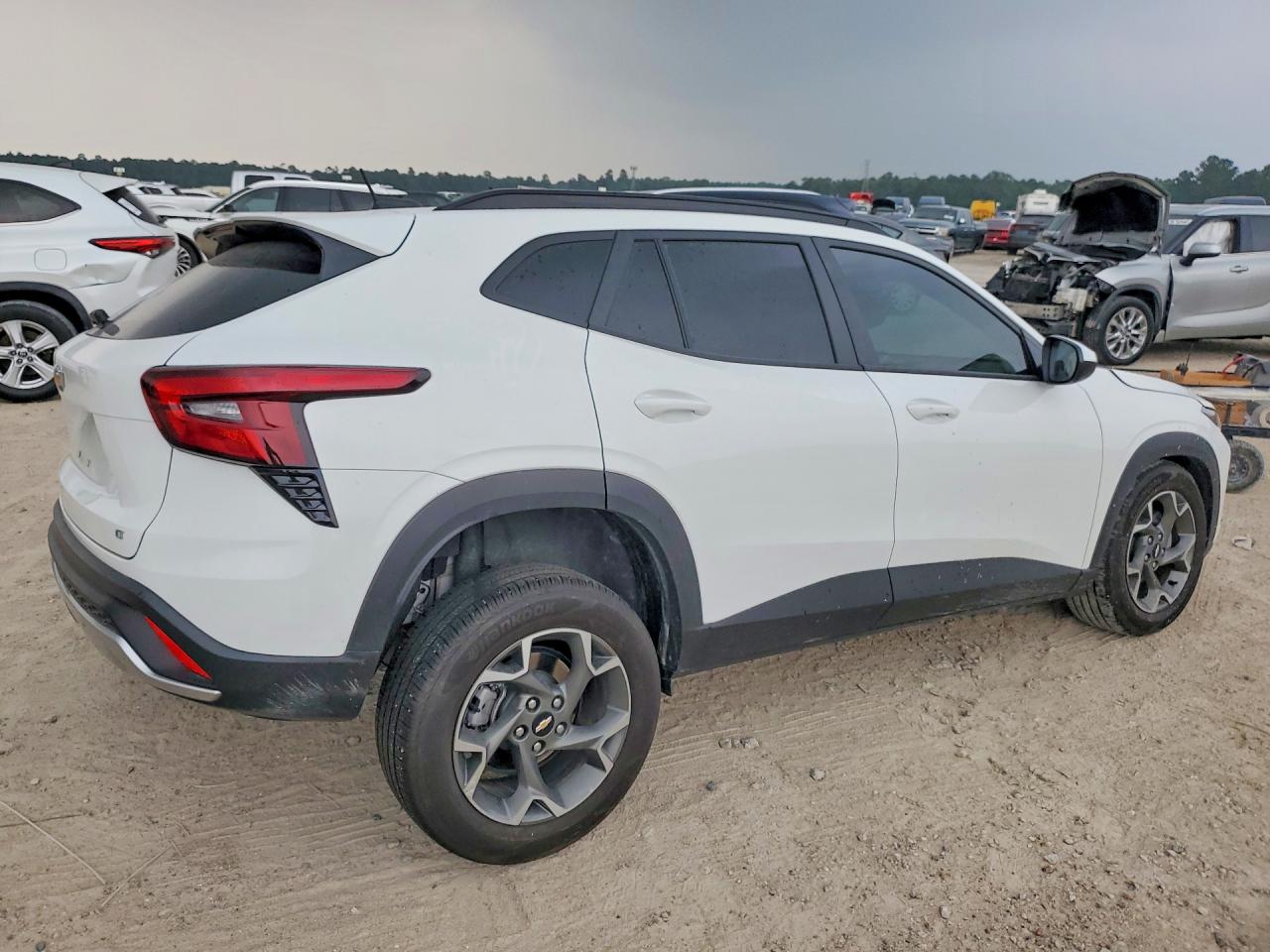 2025 CHEVROLET TRAX
