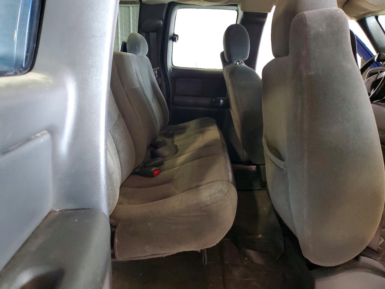 2004 CHEVROLET SILVERADO