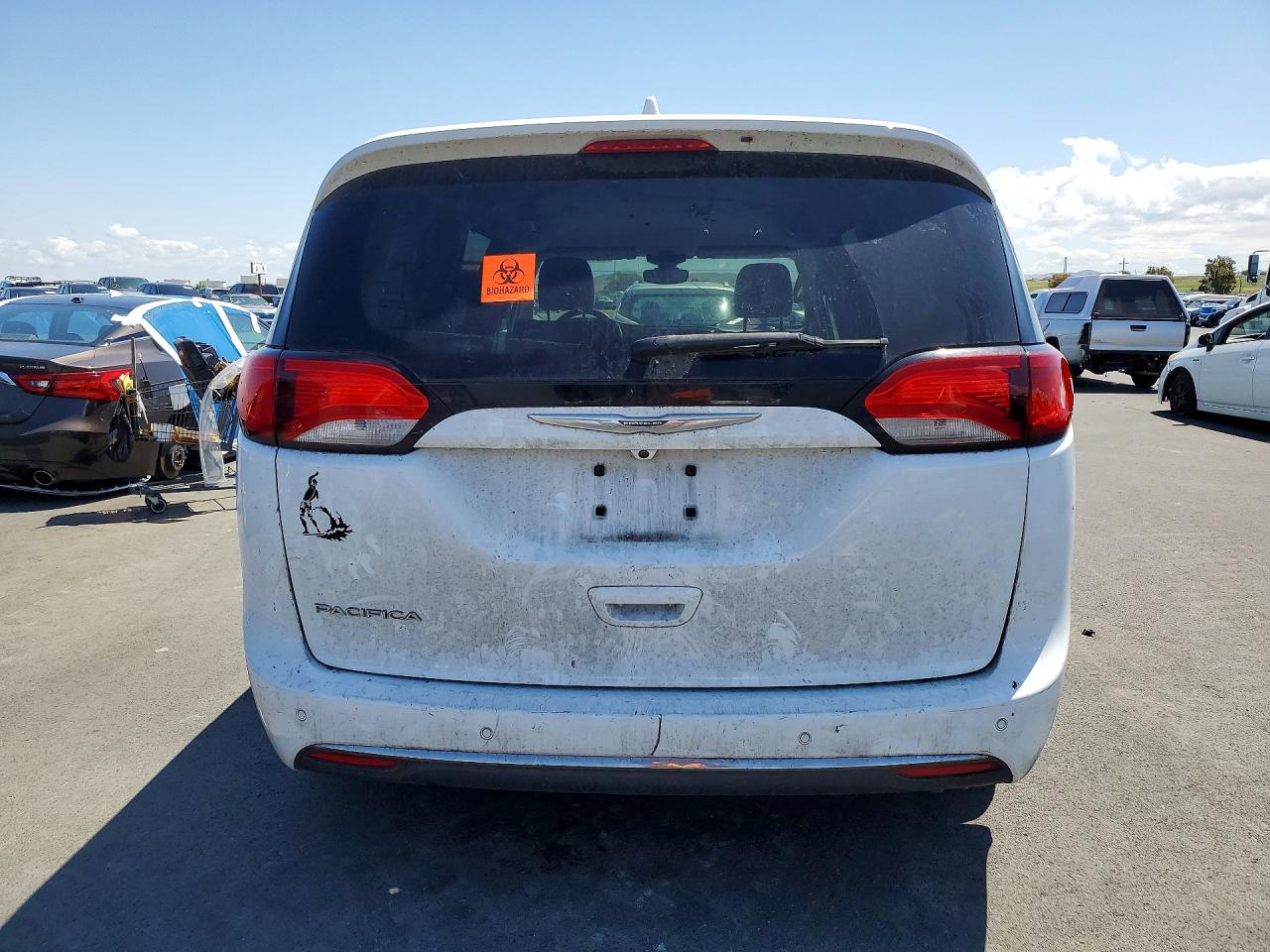 2017 CHRYSLER PACIFICA