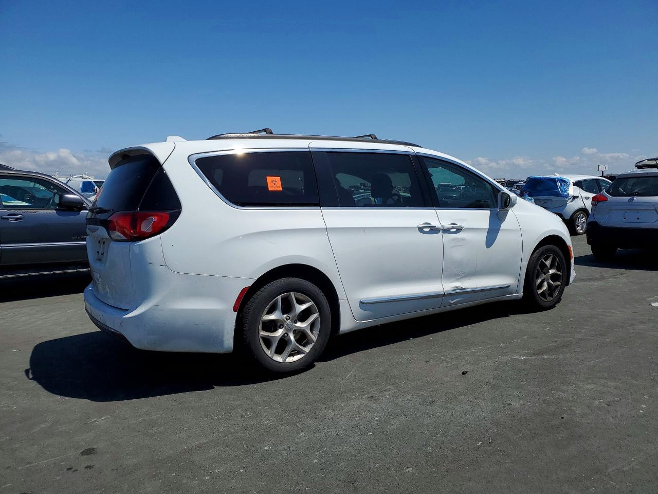 2017 CHRYSLER PACIFICA