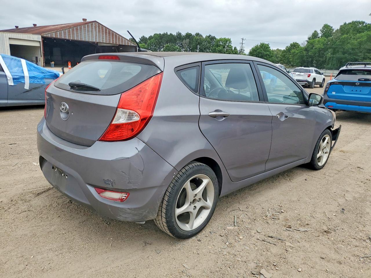 2014 HYUNDAI ACCENT