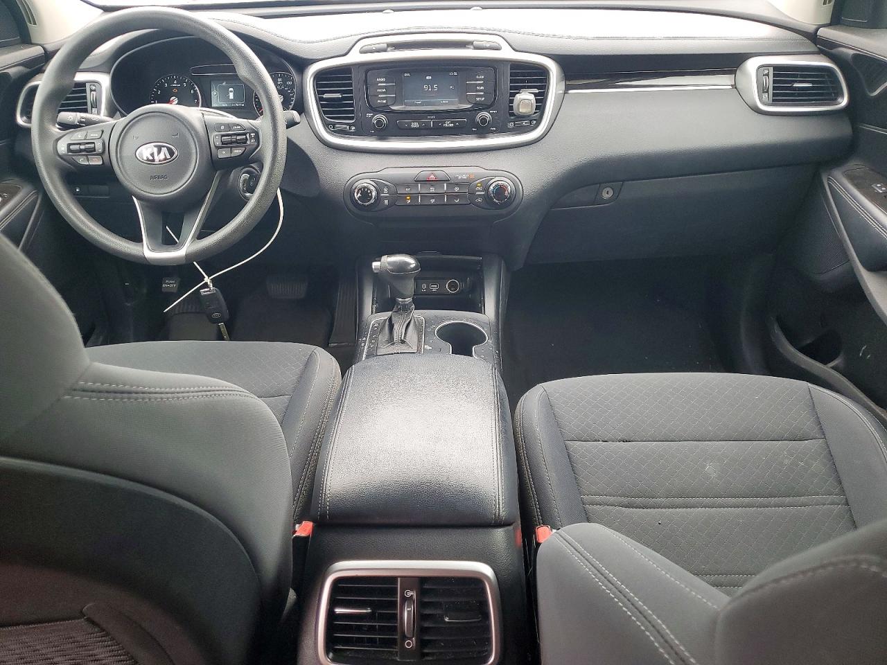 2017 KIA SORENTO