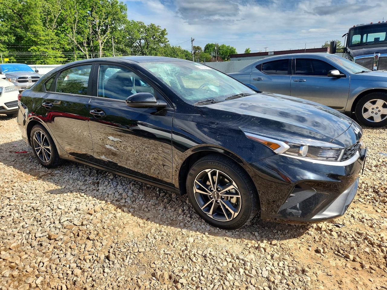 2023 KIA FORTE