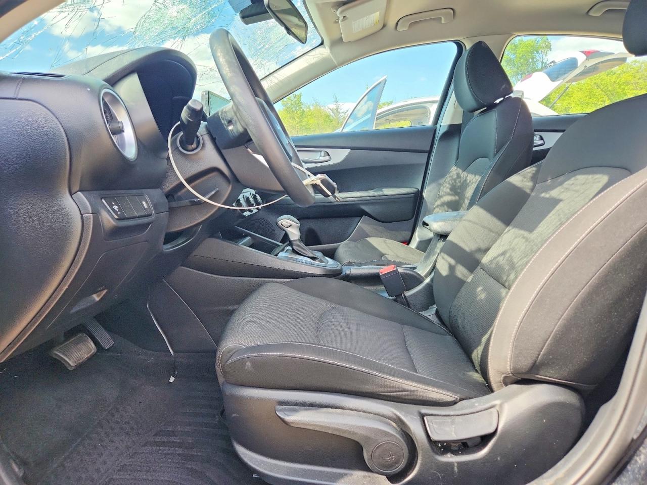 2023 KIA FORTE