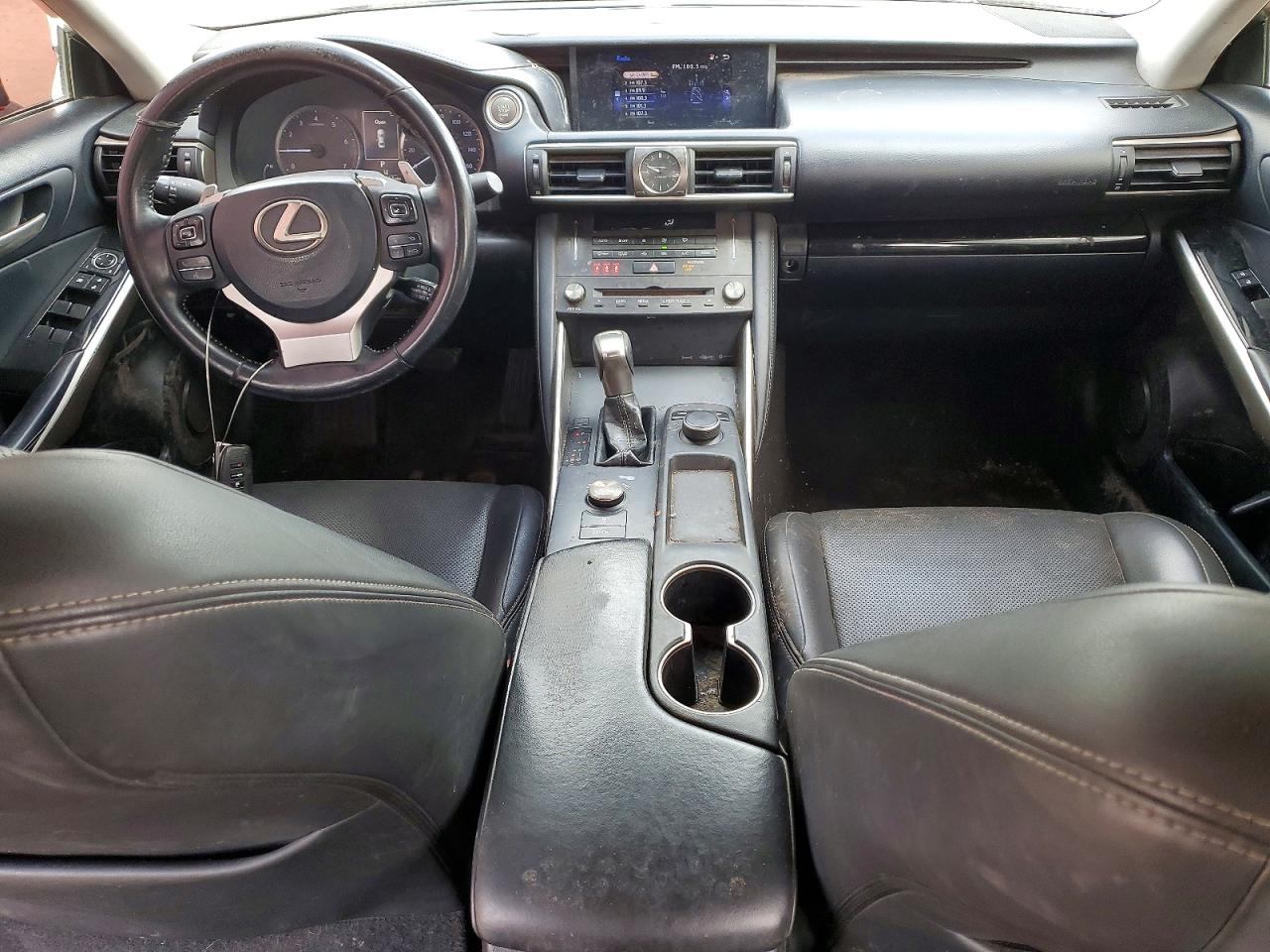 2019 LEXUS IS