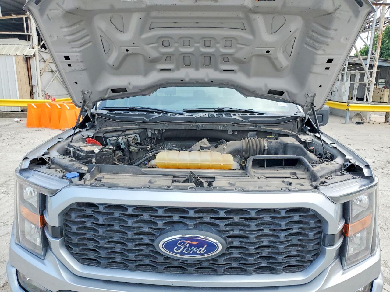 2023 FORD F150