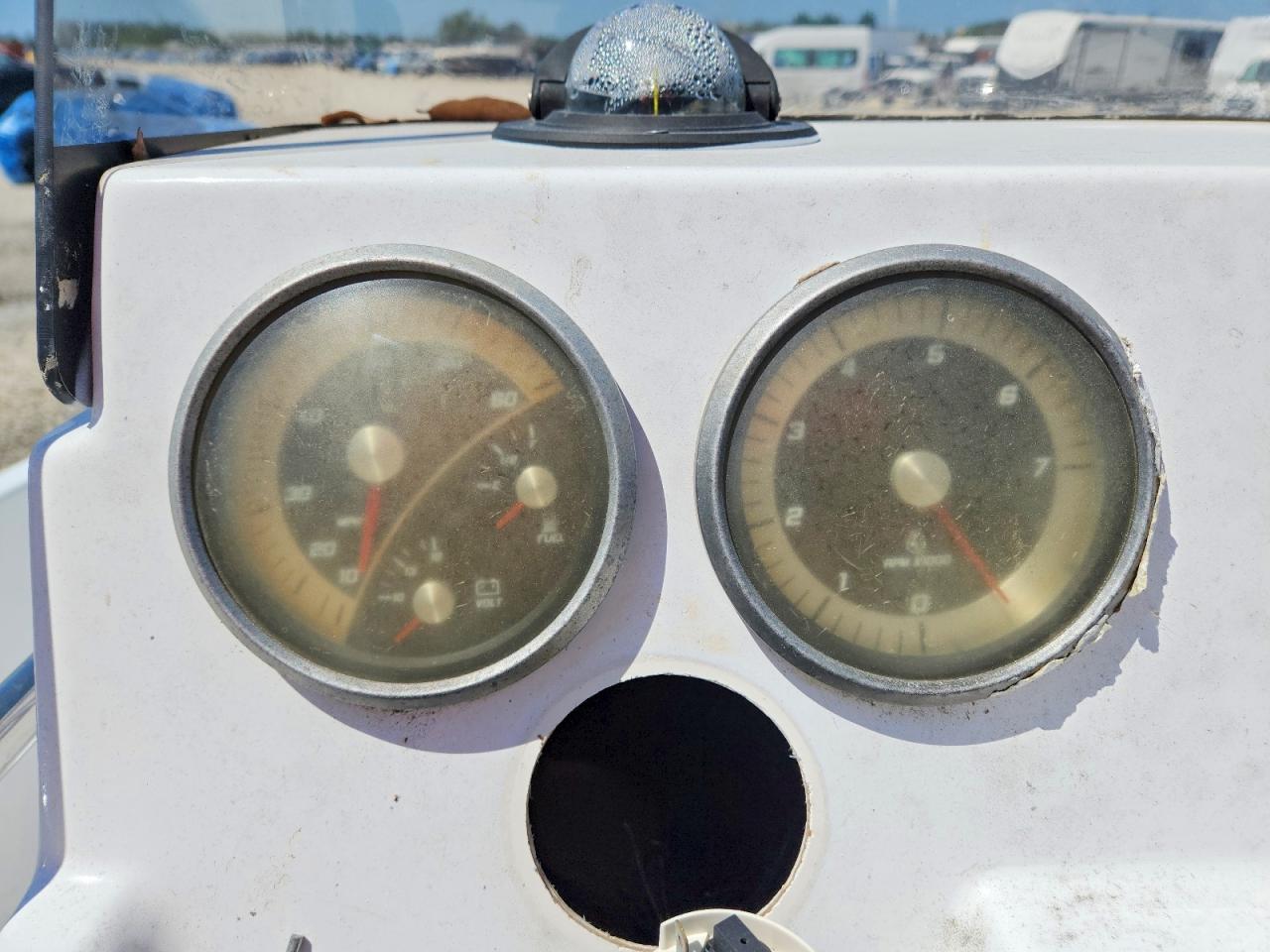 2002 PURSUIT BY S2 YACHTS INC TRANSPORT
