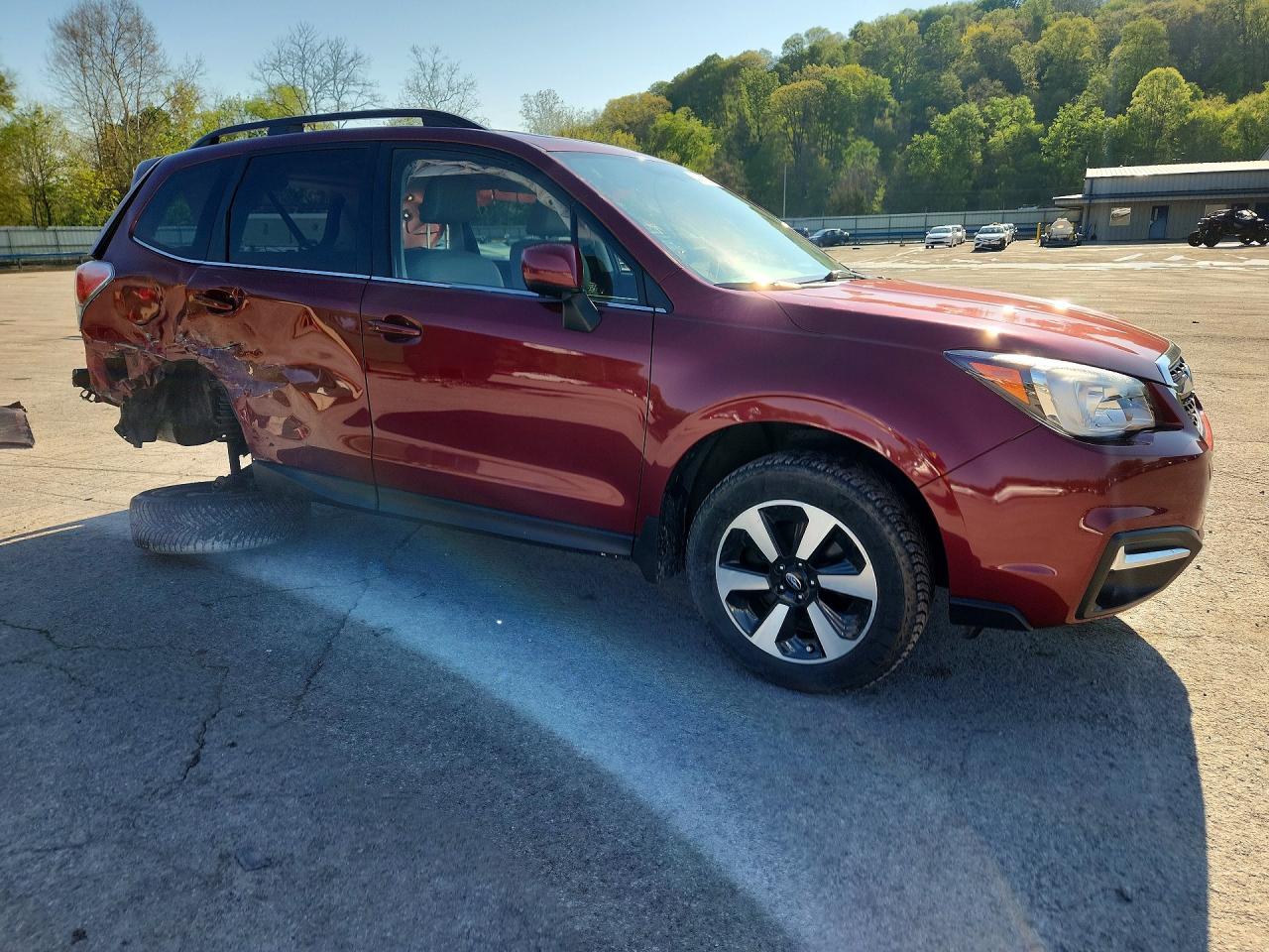 2017 SUBARU FORESTER